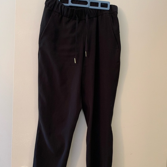 On the Fly LULULEMON pant - Picture 3 of 4